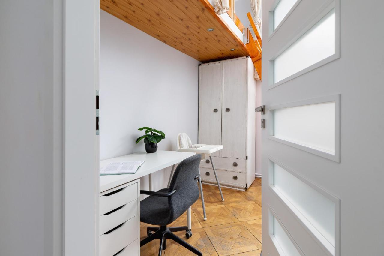 Podwale Apartment Uj Downtown Cracow By Noclegi Renters Krakow Exterior photo