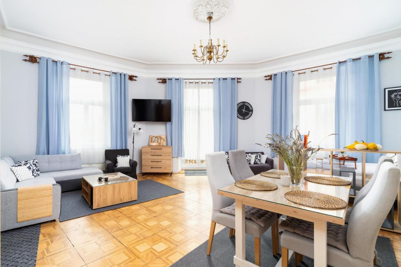 Podwale Apartment Uj Downtown Cracow By Noclegi Renters Krakow Exterior photo
